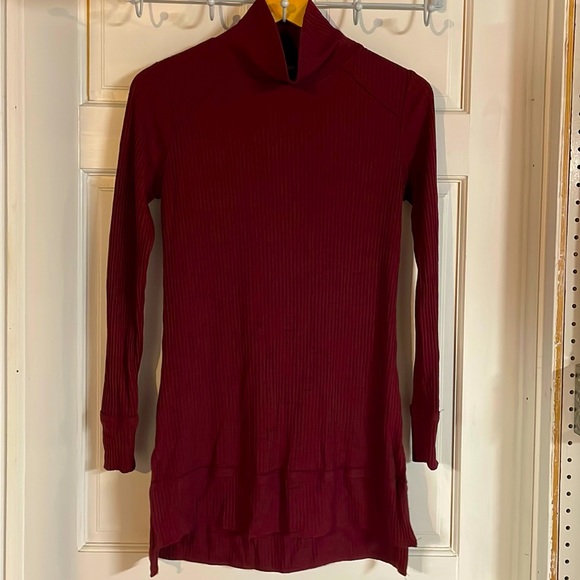 🌟🤰🏼Motherhood maternity turtleneck sweater - Picture 1 of 3